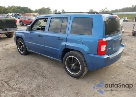 2007 Jeep Patriot Sport z USA, uszkodzony, nr VIN 1J8FF28W77D396131